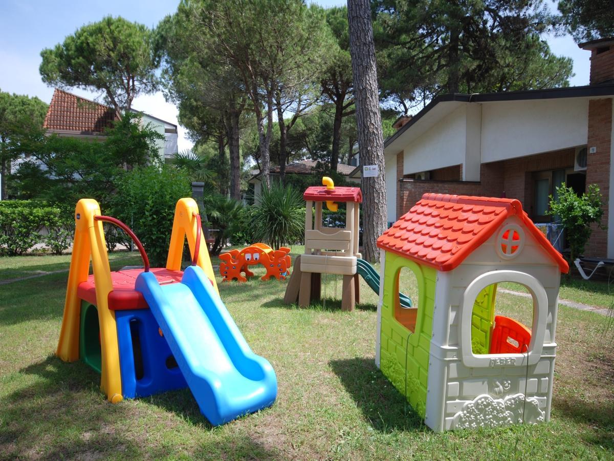 Villaggio Giove Lignano Sabbiadoro Exterior foto